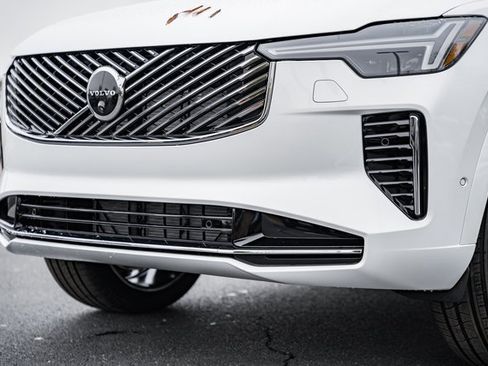 New 2026 Volvo XC90 B6 Ultra image 13