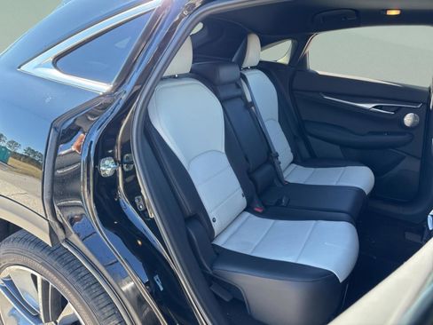 Used 2025 INFINITI QX55 Essential image 35
