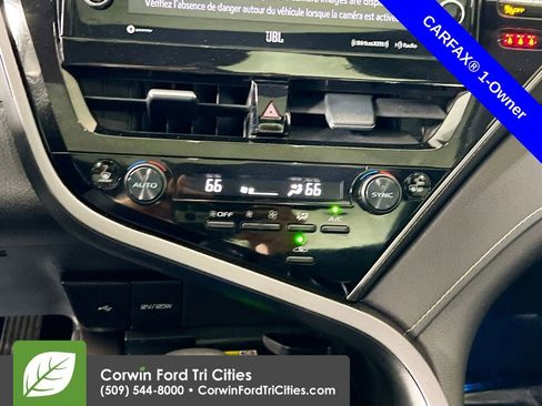 Used 2024 Toyota Camry XSE w/ Navigation Package image 9
