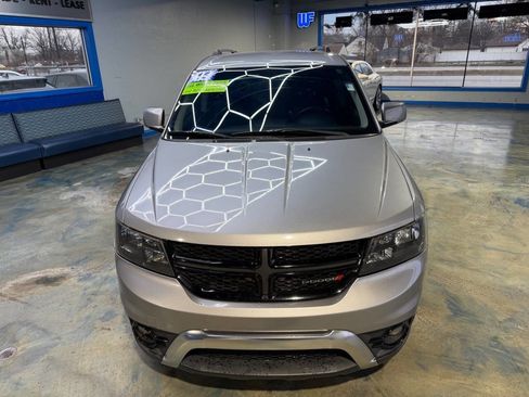 Used 2015 Dodge Journey Crossroad w/ Flexible Seating Group image 4