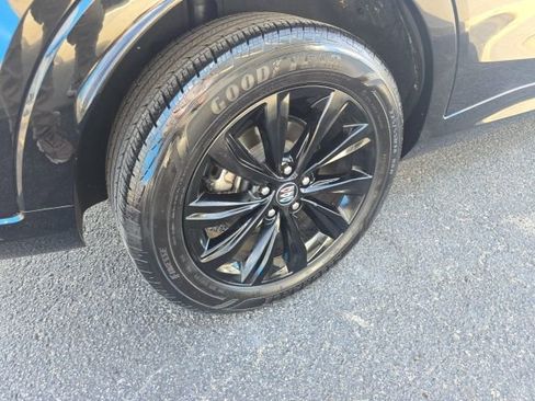 Used 2025 Buick Envista Sport Touring image 36