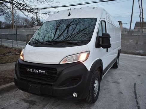 Used 2023 RAM ProMaster 3500 w/ Driver Convenience Group FWD image 2
