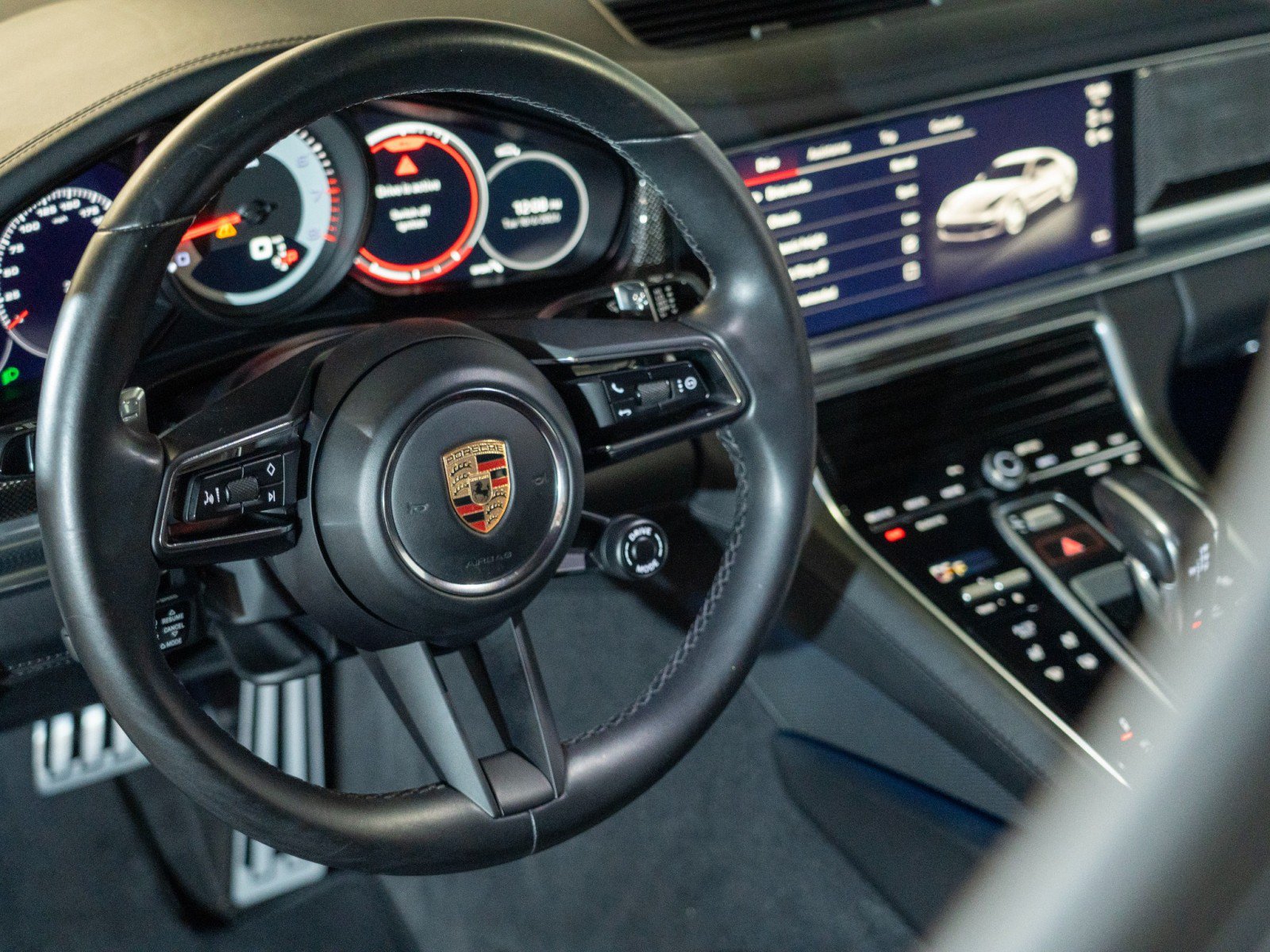 Certified 2023 Porsche Panamera Platinum Edition RWD image 16