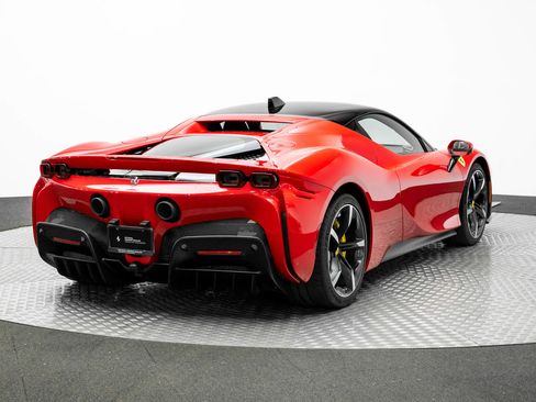 Certified 2022 Ferrari SF90 Stradale image 8
