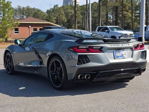 Used 2022 Chevrolet Corvette Stingray Premium Cpe w/ Z51 Performance Package image 3