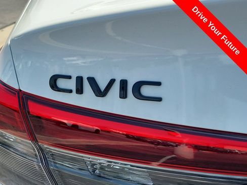 Used 2024 Honda Civic Touring image 30