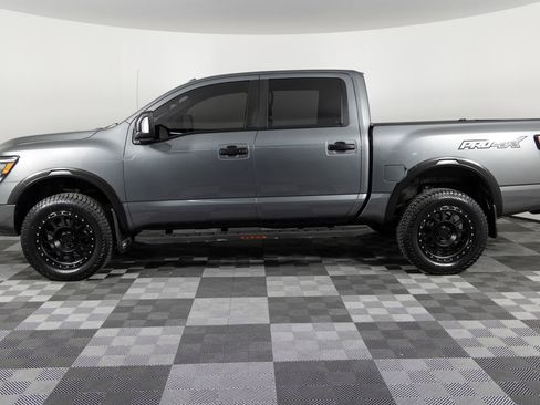 Used 2021 Nissan Titan PRO-4X w/ Pro-4x Convenience Package image 3
