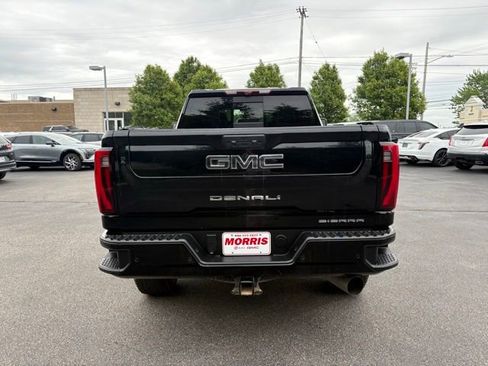 Used 2024 GMC Sierra 2500 Denali Ultimate w/ Max Trailering Package AWD/4WD image 4