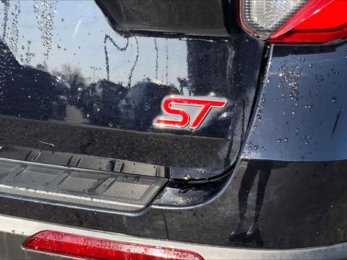 Certified 2021 Ford Explorer ST w/ Equipment Group 401A image 28