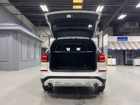Used 2018 BMW X3 xDrive30i w/ Premium Package AWD/4WD image 9