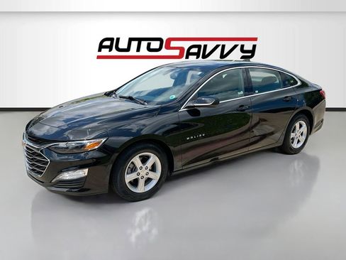 Used 2022 Chevrolet Malibu LT FWD image 3