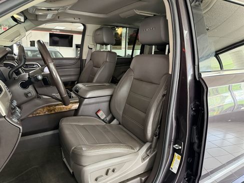 Used 2016 GMC Yukon XL Denali w/ Open Road Package AWD/4WD image 10