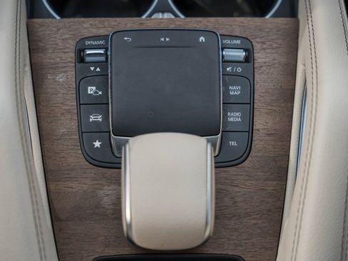 Used 2021 Mercedes-Benz GLE 350 image 25