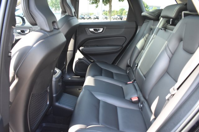 Used 2024 Volvo XC60 T8 Core AWD/4WD image 16