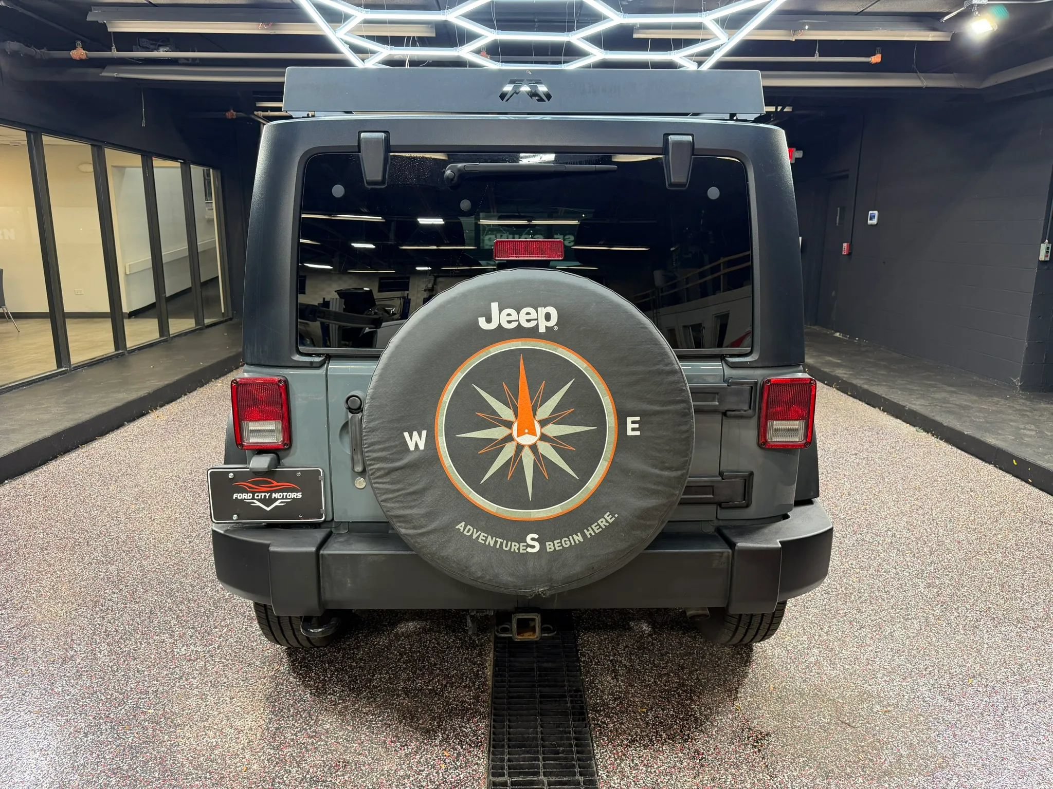 Used 2014 Jeep Wrangler Unlimited Sport w/ Dual Top Group AWD/4WD image 7