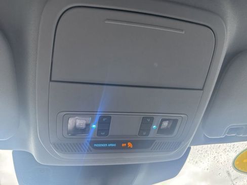 Certified 2023 Ford Explorer XLT w/ Equipment Group 202A image 39