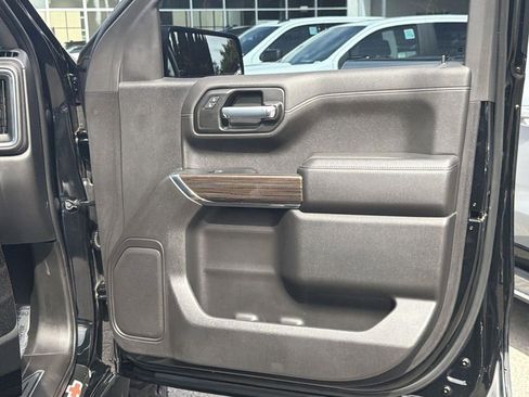 Used 2021 Chevrolet Silverado 1500 LT Trail Boss w/ Bed Protection Package image 31