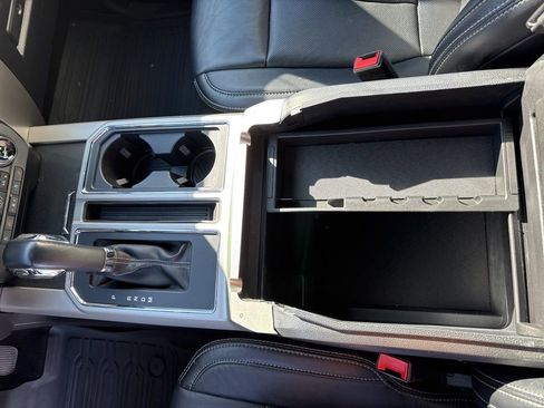 Used 2020 Ford F150 Lariat w/ Equipment Group 502A Luxury image 29