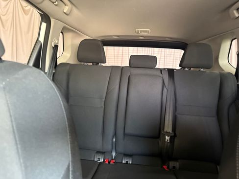 Used 2023 Nissan Rogue S AWD/4WD image 22