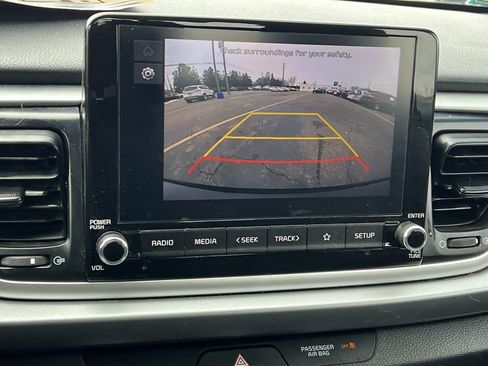 Used 2022 Kia Rio LX FWD image 19