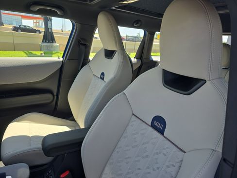 New 2025 MINI Cooper S image 17