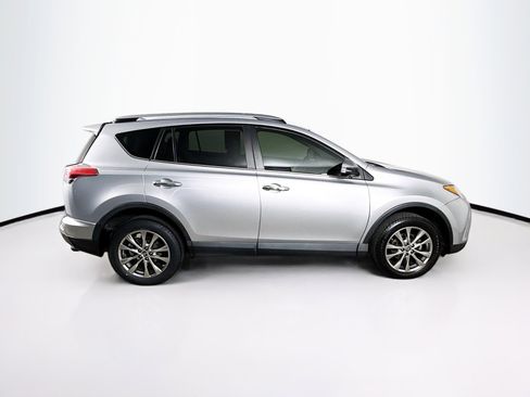 Used 2017 Toyota RAV4 Limited image 2