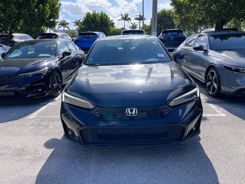 Used 2025 Honda Civic Sport image 2
