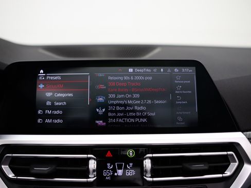 Used 2022 BMW M4 xDrive Competition image 49