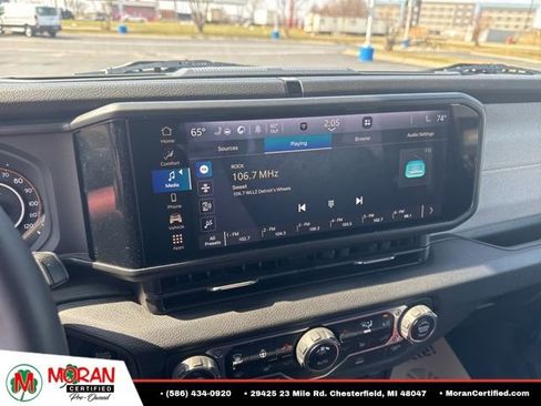 Used 2024 Jeep Wrangler Sport S AWD/4WD image 17