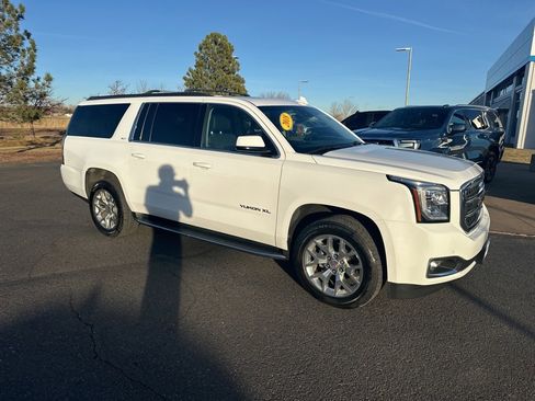 Used 2018 GMC Yukon XL SLT image 42