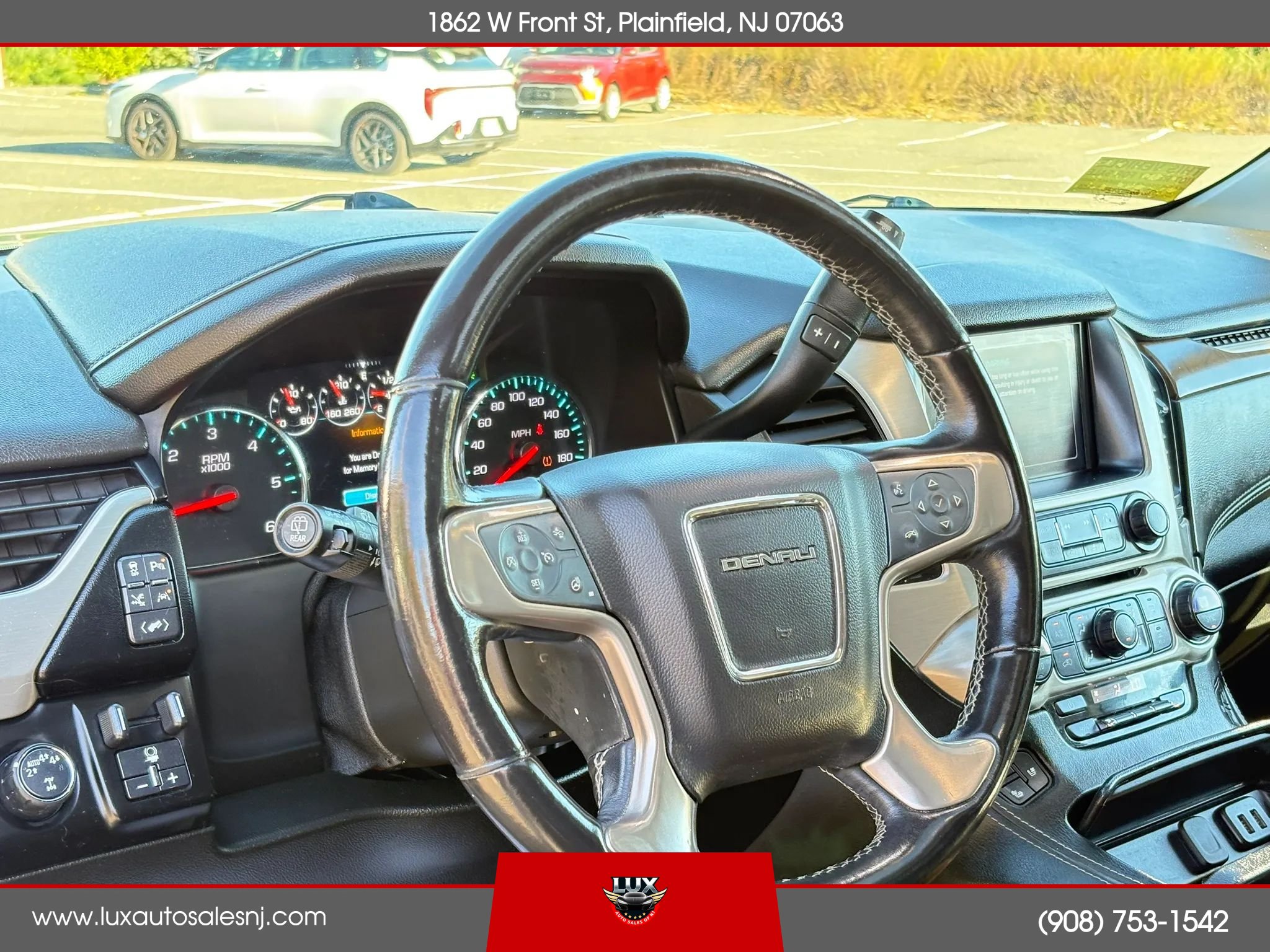 Used 2019 GMC Yukon Denali w/ Denali Ultimate Package AWD/4WD image 23