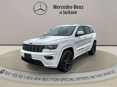 Used 2019 Jeep Grand Cherokee Altitude