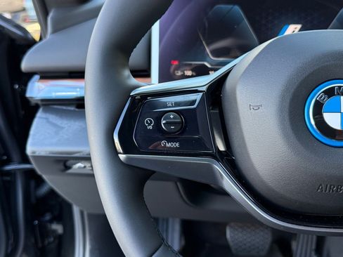 New 2026 BMW i5 eDrive40 image 18