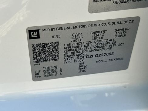 Used 2020 GMC Sierra 1500 SLT w/ SLT Premium Plus Package AWD/4WD image 37