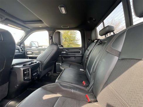 Used 2024 RAM 2500 Laramie w/ Sport Appearance Package image 15