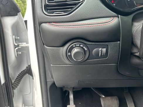 Used 2024 Dodge Durango GT AWD/4WD image 25