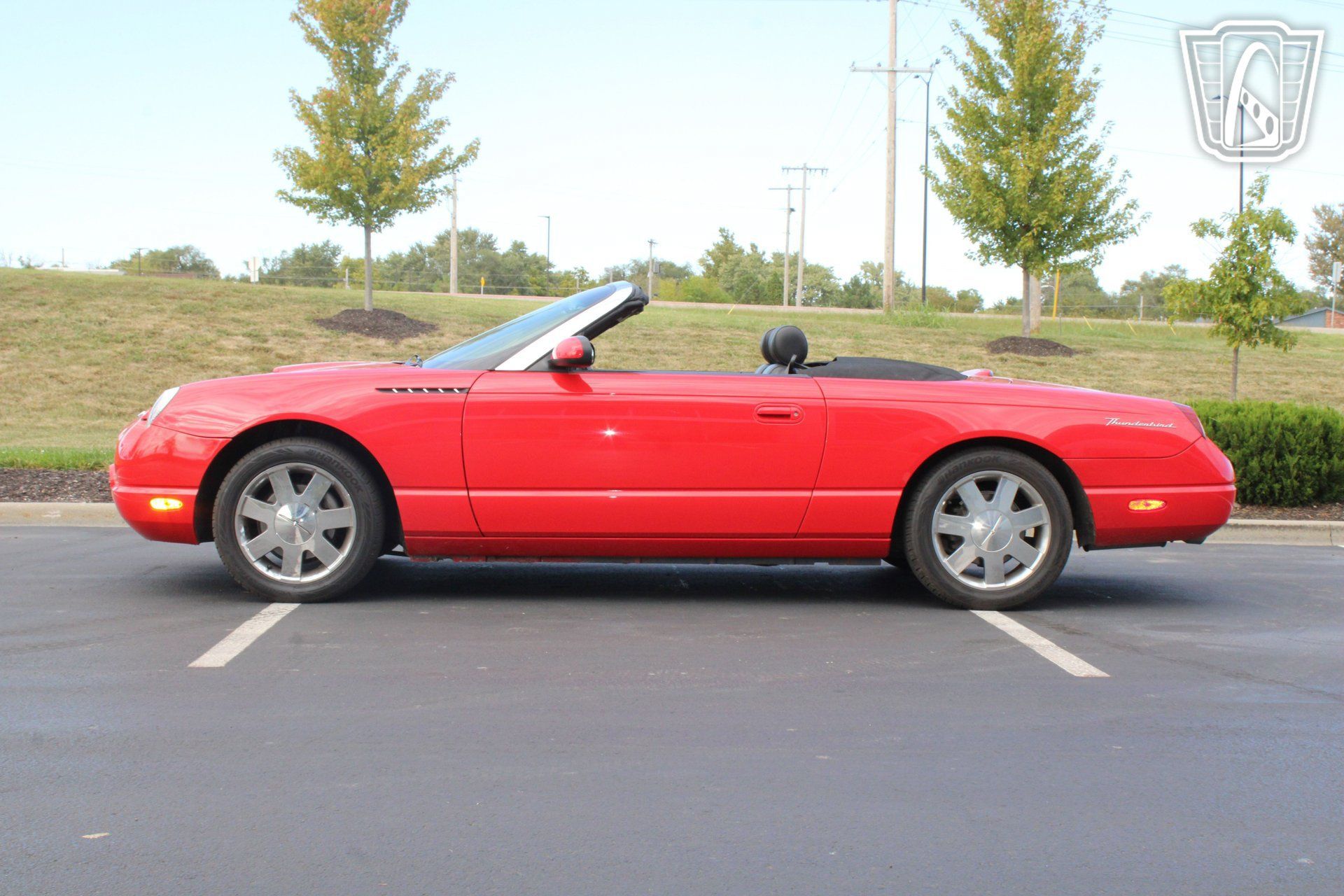Used 2002 Ford Thunderbird RWD image 18