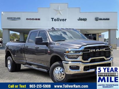 New 2025 RAM 3500 Tradesman w/ Chrome Appearance Group
