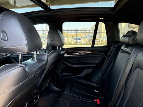 Used 2019 BMW X3 sDrive30i w/ Convenience Package RWD image 3