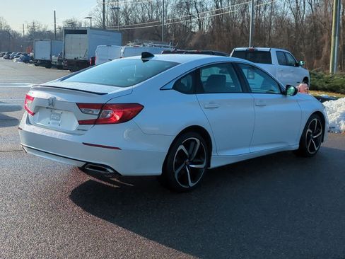 Used 2022 Honda Accord Sport image 8