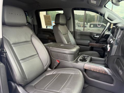Used 2022 GMC Sierra 2500 Denali AWD/4WD image 19