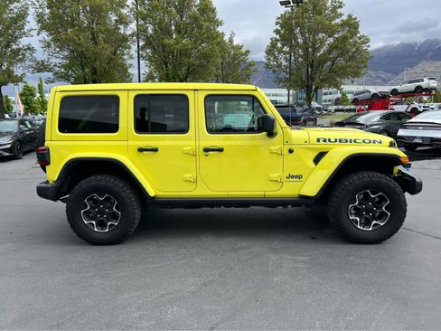 Used 2023 Jeep Wrangler Unlimited Rubicon 4xe w/ Safety Group AWD/4WD image 6