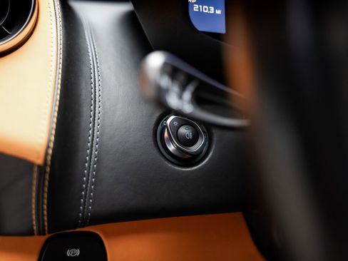 Used 2017 McLaren 570S Coupe image 47