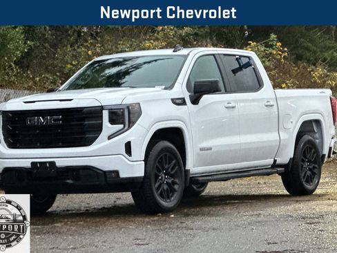 New 2026 GMC Sierra 1500 Elevation w/ LPO, Elevation Black Package image 9