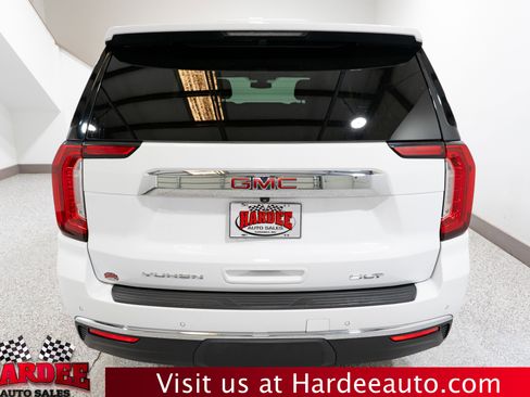 Used 2022 GMC Yukon XL SLT image 4