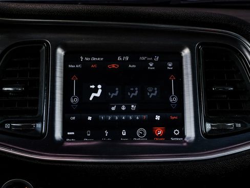 Used 2018 Dodge Challenger R/T Scat Pack RWD image 29