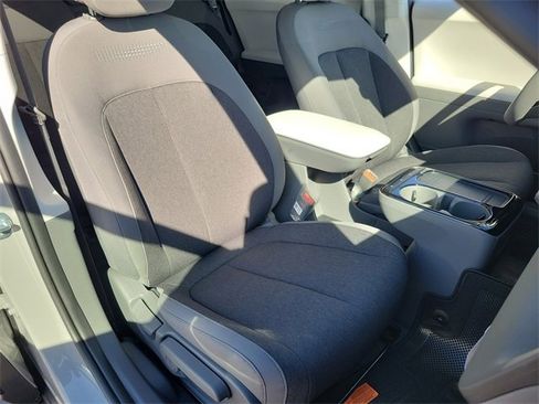 New 2026 Hyundai Ioniq 5 SE image 19