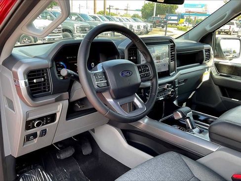 New 2025 Ford F150 Lightning XLT image 8