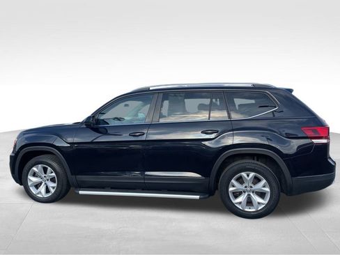 Used 2019 Volkswagen Atlas SE w/ Towing Package image 2