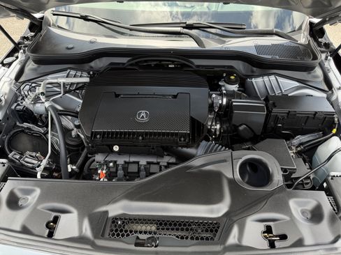 Used 2024 Acura MDX w/ Technology Package FWD image 37